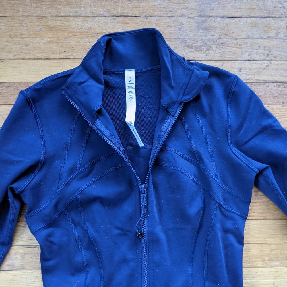 NWT Lululemon Define Luon Jacket - blue - Picture 4 of 6